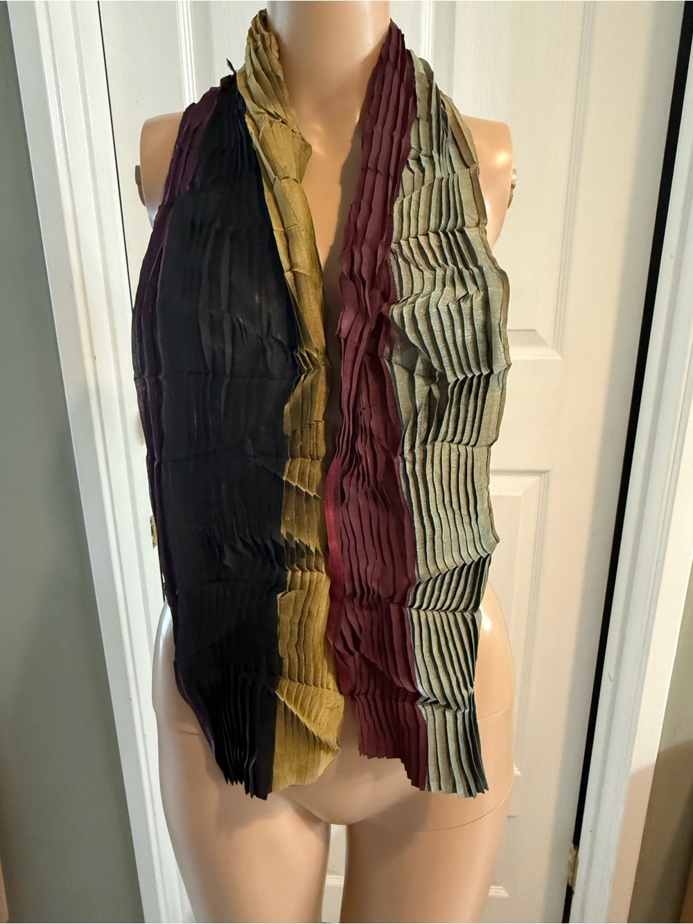 Martine Boissy Paris France Plisse Pleats Colorblock Scarf 52 x 5 Purple Green